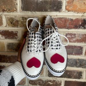 Betsey Johnson shoes size 6 nwt